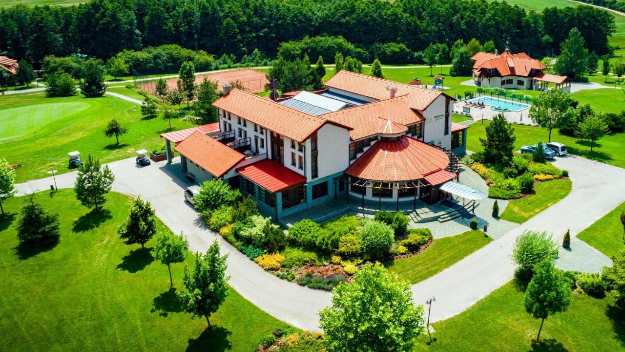 Hotel Forest Hills 지르크 외부 사진