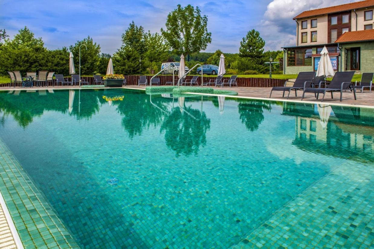 Hotel Forest Hills 지르크 외부 사진